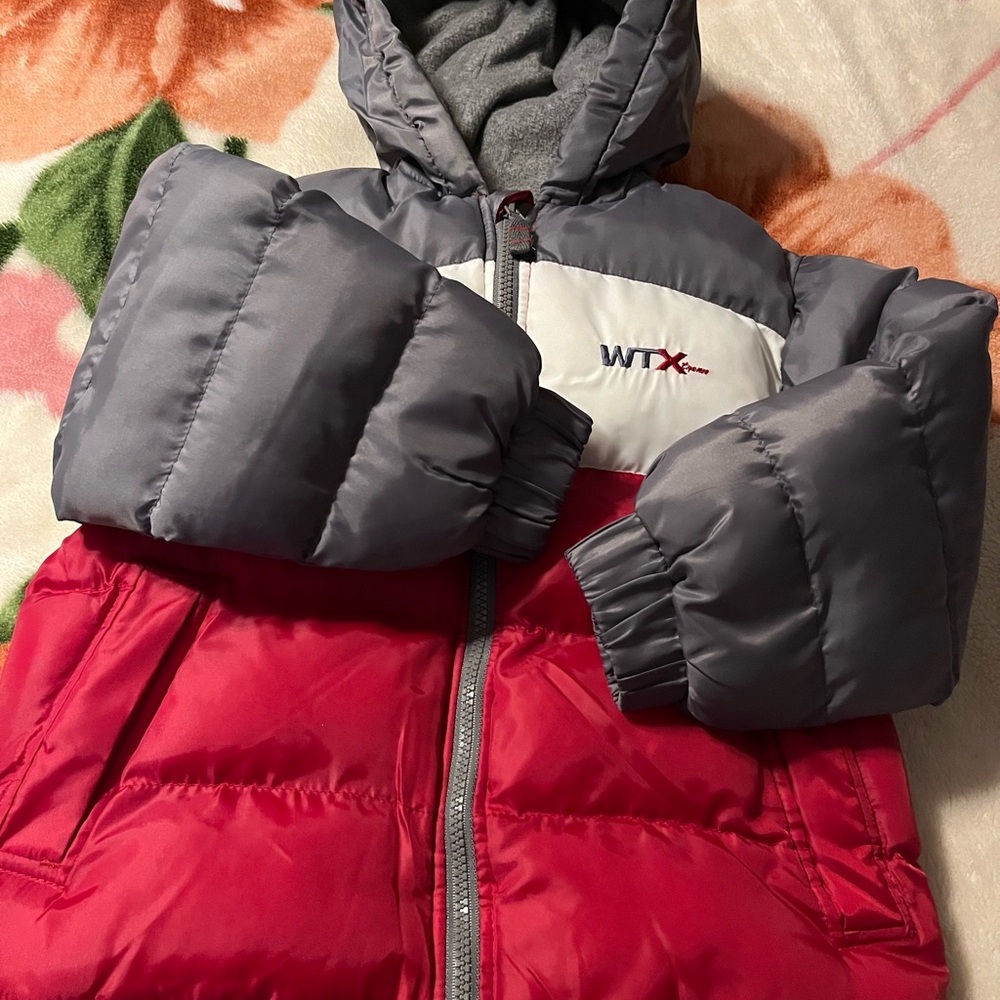 WTXtreme Kids Puffer Jacket - Gray and Red